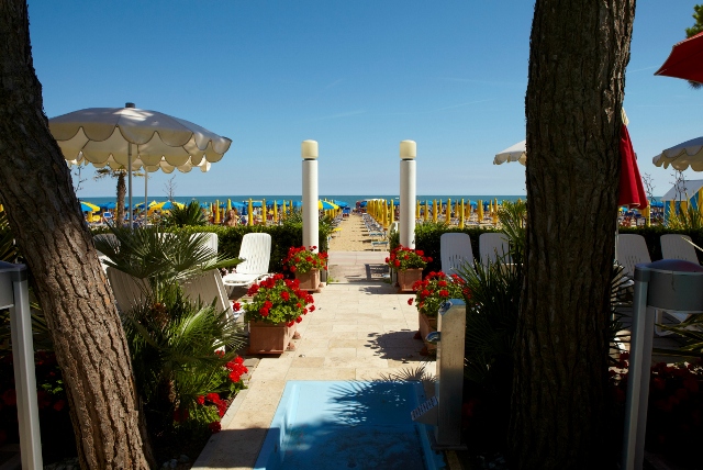 Termini Hotel Beach & Suites